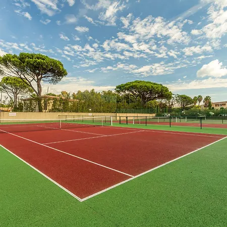 بيت للعطل Les Parcs De Gassin-1 By Interhome *